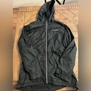 Columbia Black Women’s Windbreaker